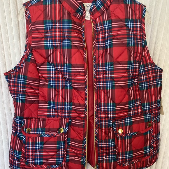 St. John’s Bay NWT Red Plaid Puffer Vest - Picture 2 of 8